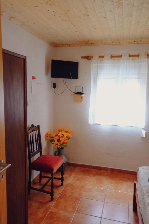 Appartement Casinha Da Eira à Góis Extérieur photo