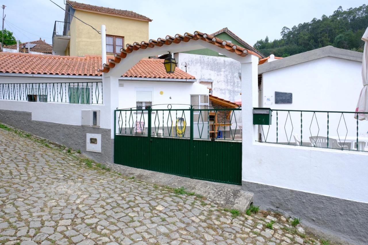 Appartement Casinha Da Eira à Góis Extérieur photo