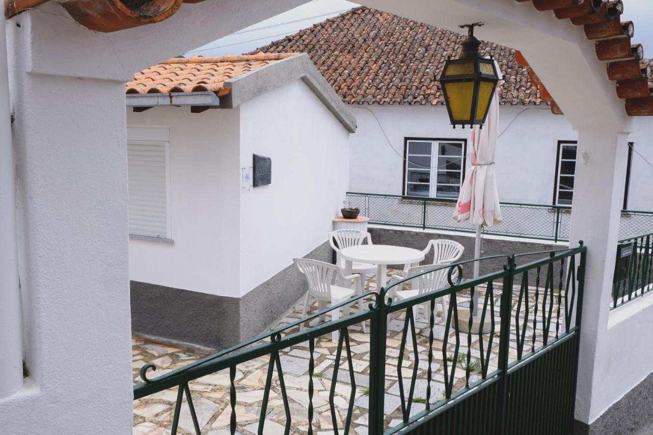 Appartement Casinha Da Eira à Góis Extérieur photo